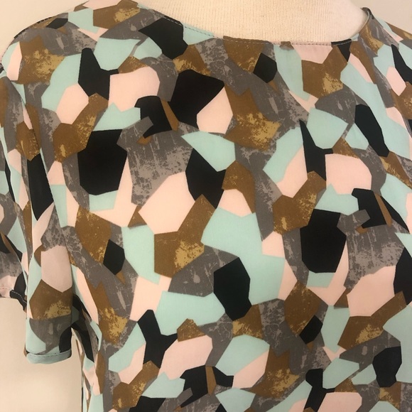 ZARA EUC Top - Picture 2 of 4